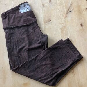 Nomads cropped legging size xs chocolate color